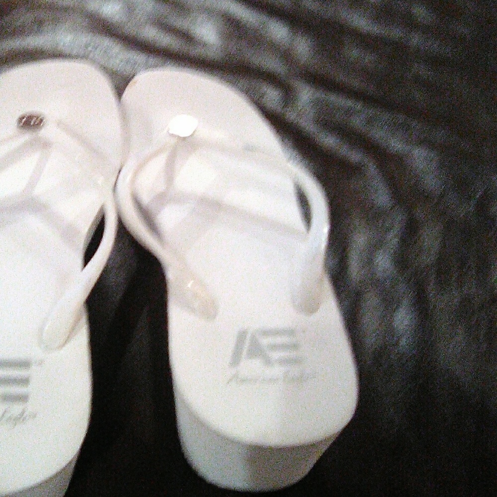 Sandles - Picture 4 of 6